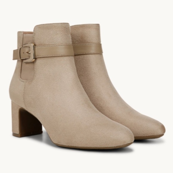 LifeStride Truly Ankle Bootie - Picture 1 of 11